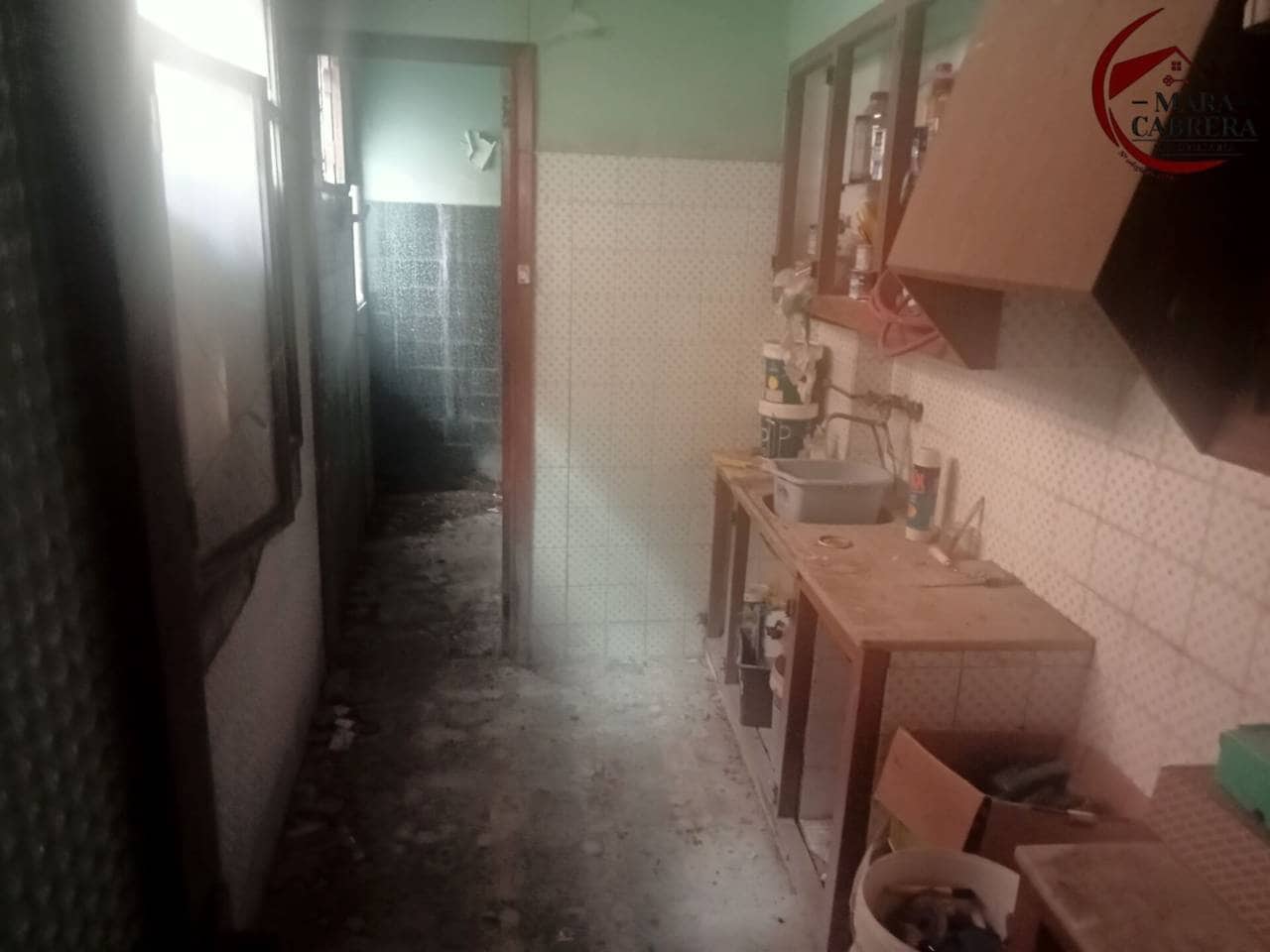 4 slaapkamer Huis te koop in Bellreguard - € 88.000 (Ref: 9452511)