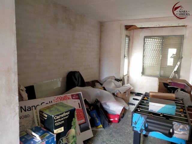 4 slaapkamer Huis te koop in Bellreguard - € 88.000 (Ref: 9452511)