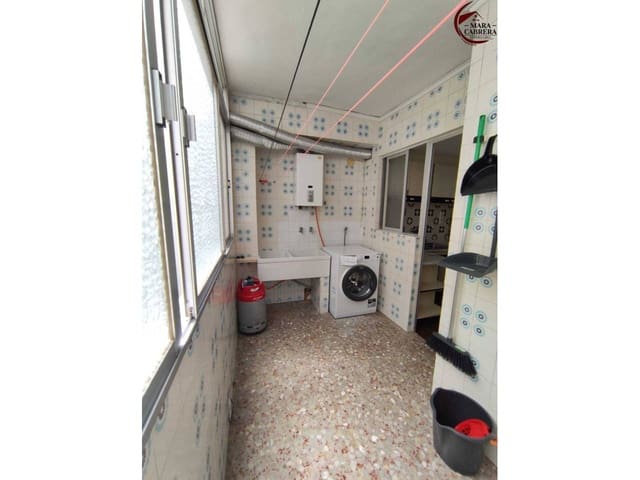 3 Zimmer Wohnung zu verkaufen in Gandia mit Garage - 165.000 € (Ref: 9452994)