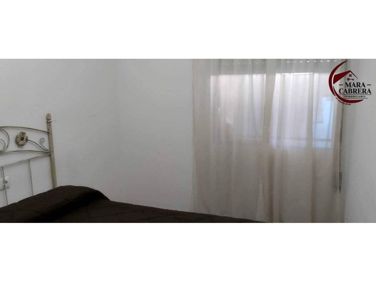 Piso de 4 habitaciones en Gandia en venta - 165.000 € (Ref: 9465241)