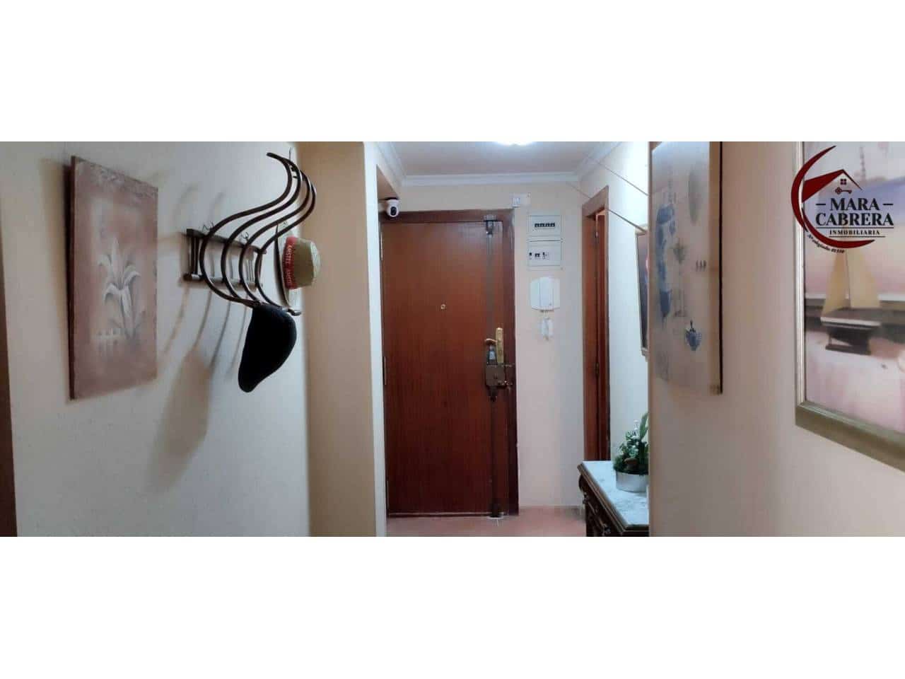 Piso de 4 habitaciones en Gandia en venta - 165.000 € (Ref: 9465241)