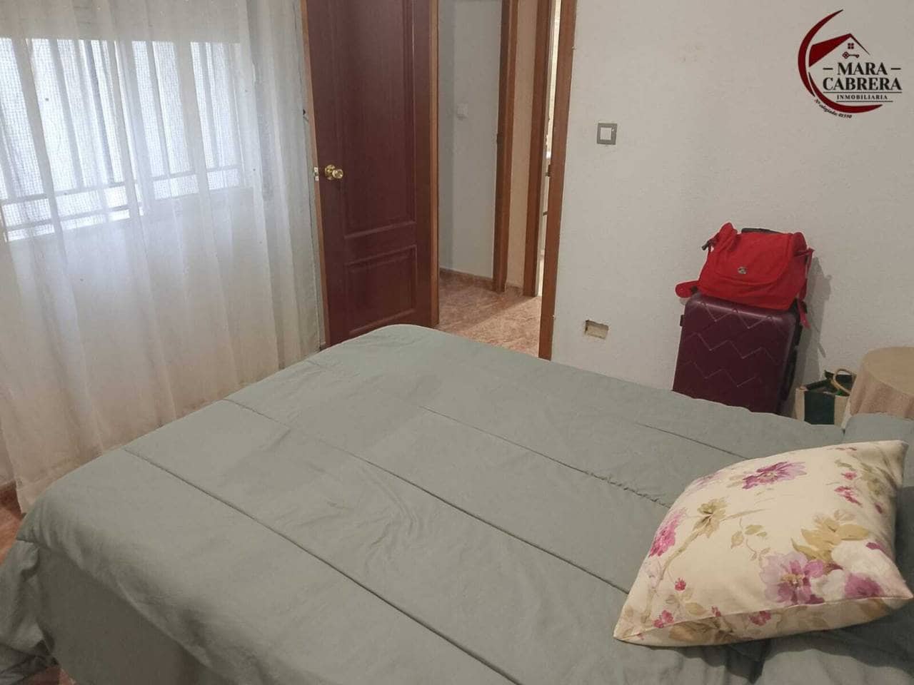 Piso de 4 habitaciones en Gandia en venta - 165.000 € (Ref: 9465241)