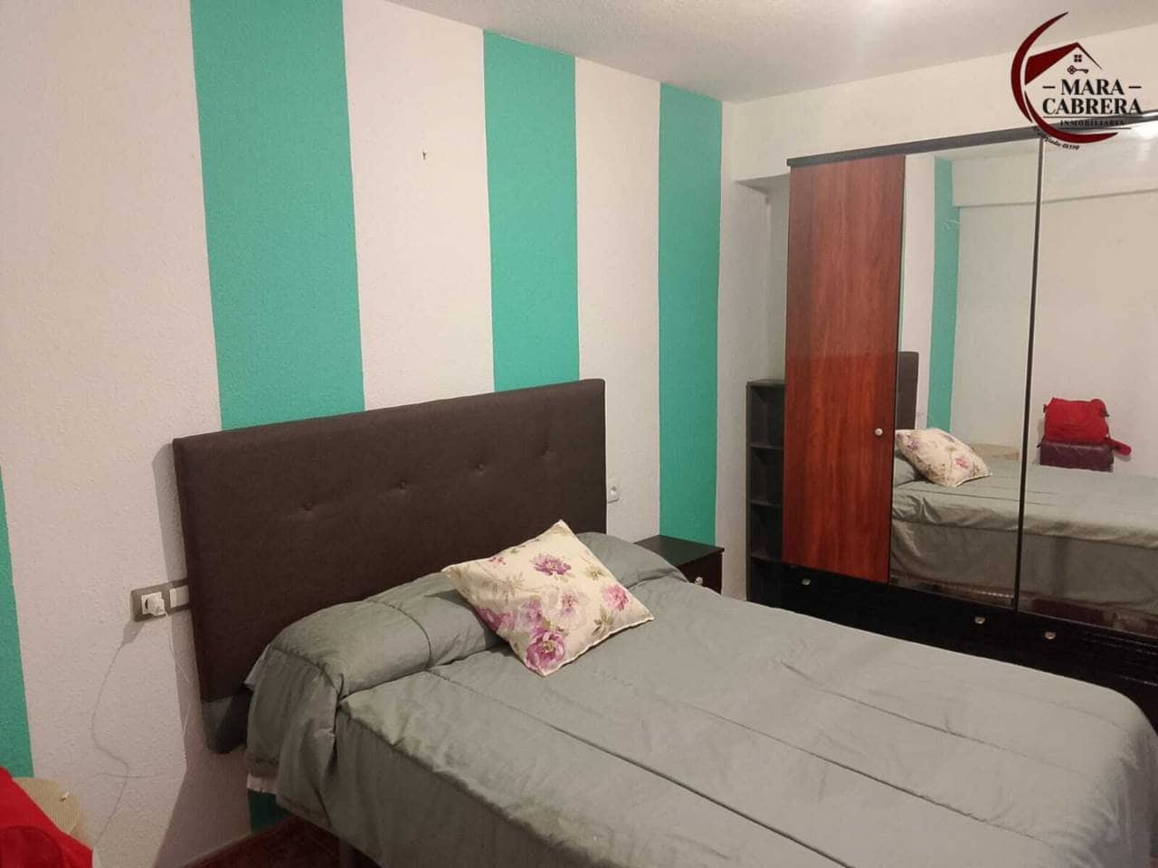 Piso de 4 habitaciones en Gandia en venta - 165.000 € (Ref: 9465241)