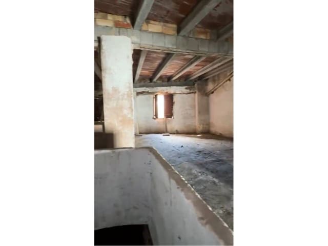 3 Zimmer Haus zu verkaufen in Oliva - 130.000 € (Ref: 9471060)