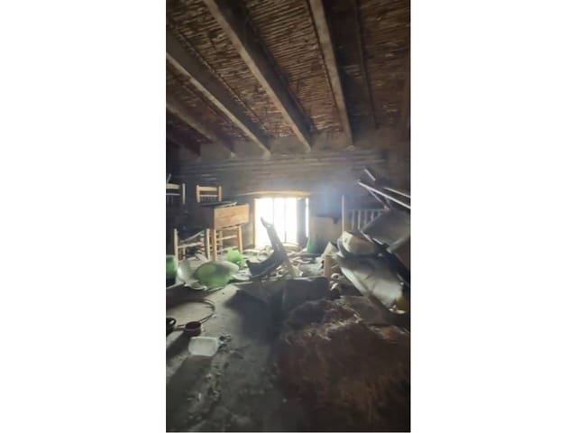 3 Zimmer Haus zu verkaufen in Oliva - 130.000 € (Ref: 9471060)