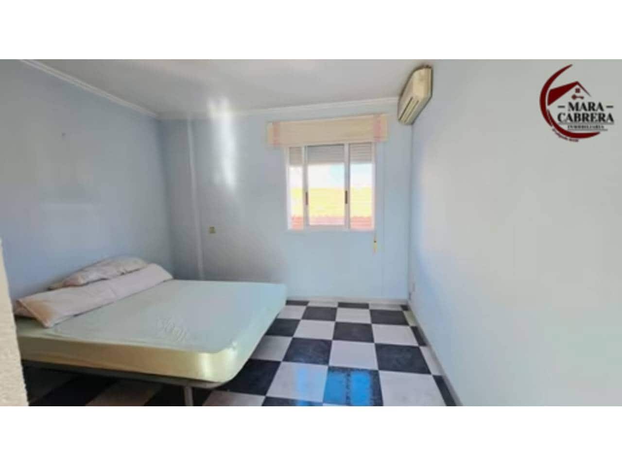 4 slaapkamer Huis te koop in Real de Gandia met garage - € 222.000 (Ref: 9471061)