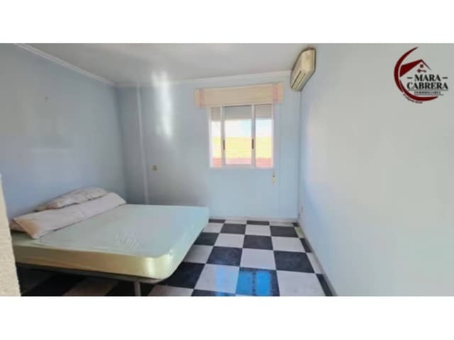 4 slaapkamer Huis te koop in Real de Gandía met garage - € 222.000 (Ref: 9471061)