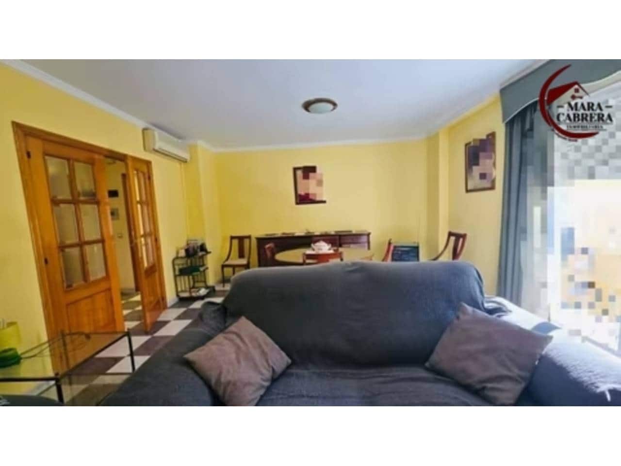 4 slaapkamer Huis te koop in Real de Gandia met garage - € 222.000 (Ref: 9471061)