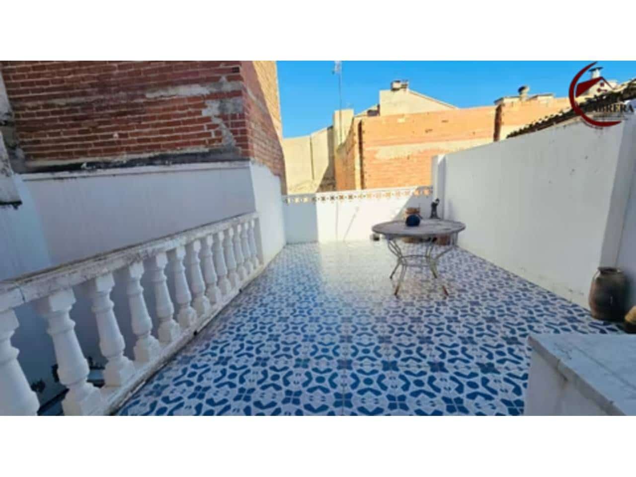 4 slaapkamer Huis te koop in Real de Gandia met garage - € 222.000 (Ref: 9471061)