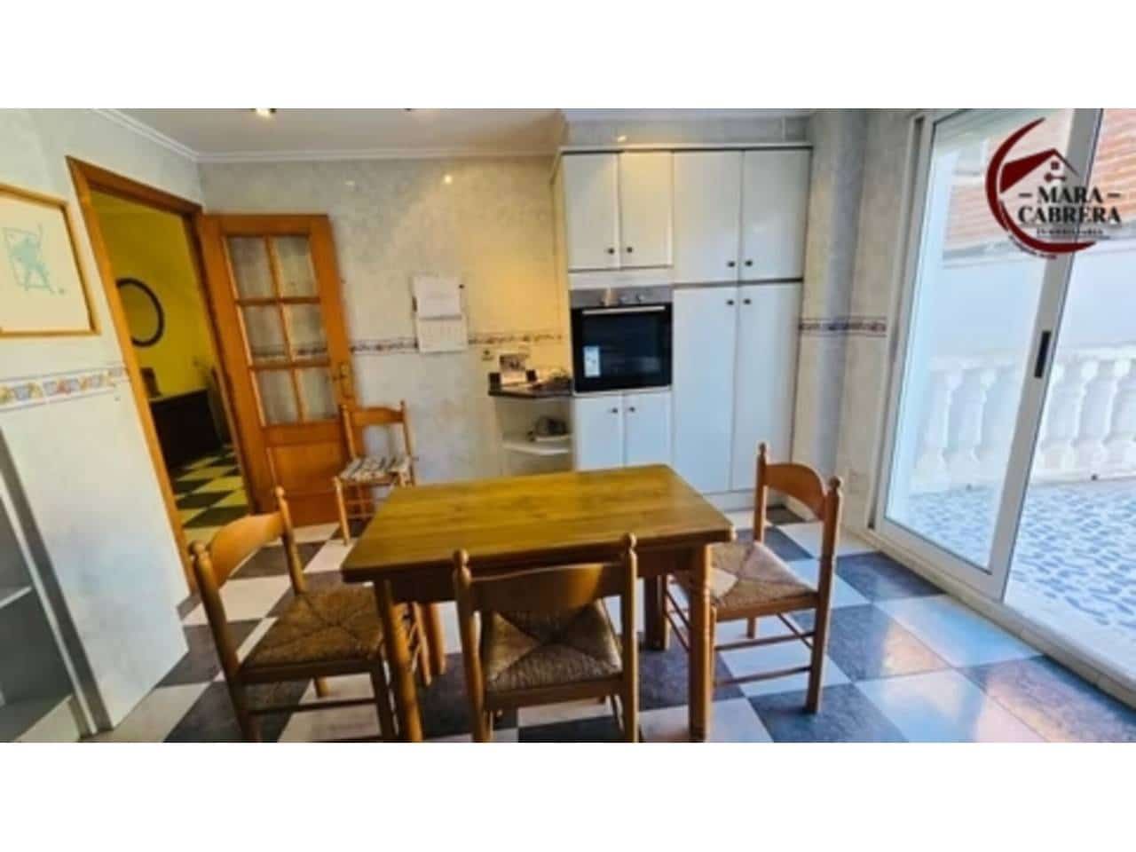 4 slaapkamer Huis te koop in Real de Gandia met garage - € 222.000 (Ref: 9471061)