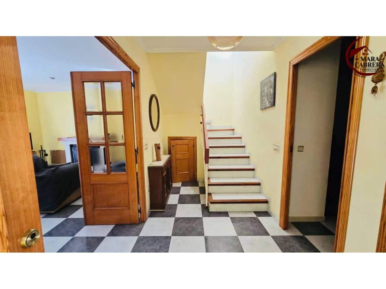 4 slaapkamer Huis te koop in Real de Gandia met garage - € 222.000 (Ref: 9471061)