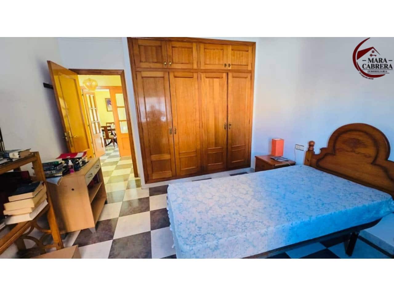 4 slaapkamer Huis te koop in Real de Gandia met garage - € 222.000 (Ref: 9471061)