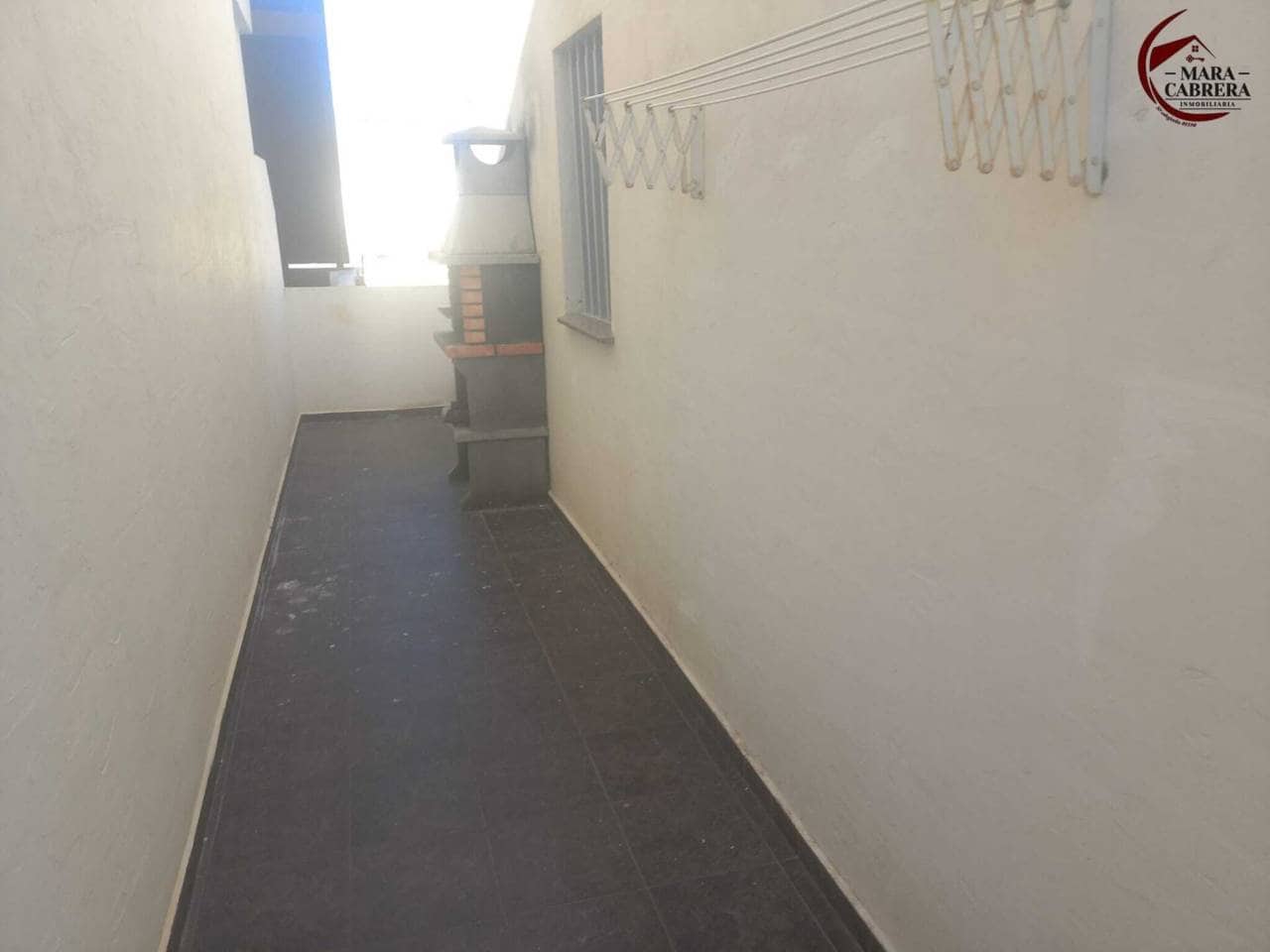 3 slaapkamer Halfvrijstaande villa te koop in Gandia met garage - € 272.000 (Ref: 9474550)