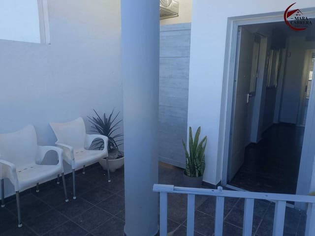 3 slaapkamer Halfvrijstaande villa te koop in Gandia met garage - € 272.000 (Ref: 9474550)