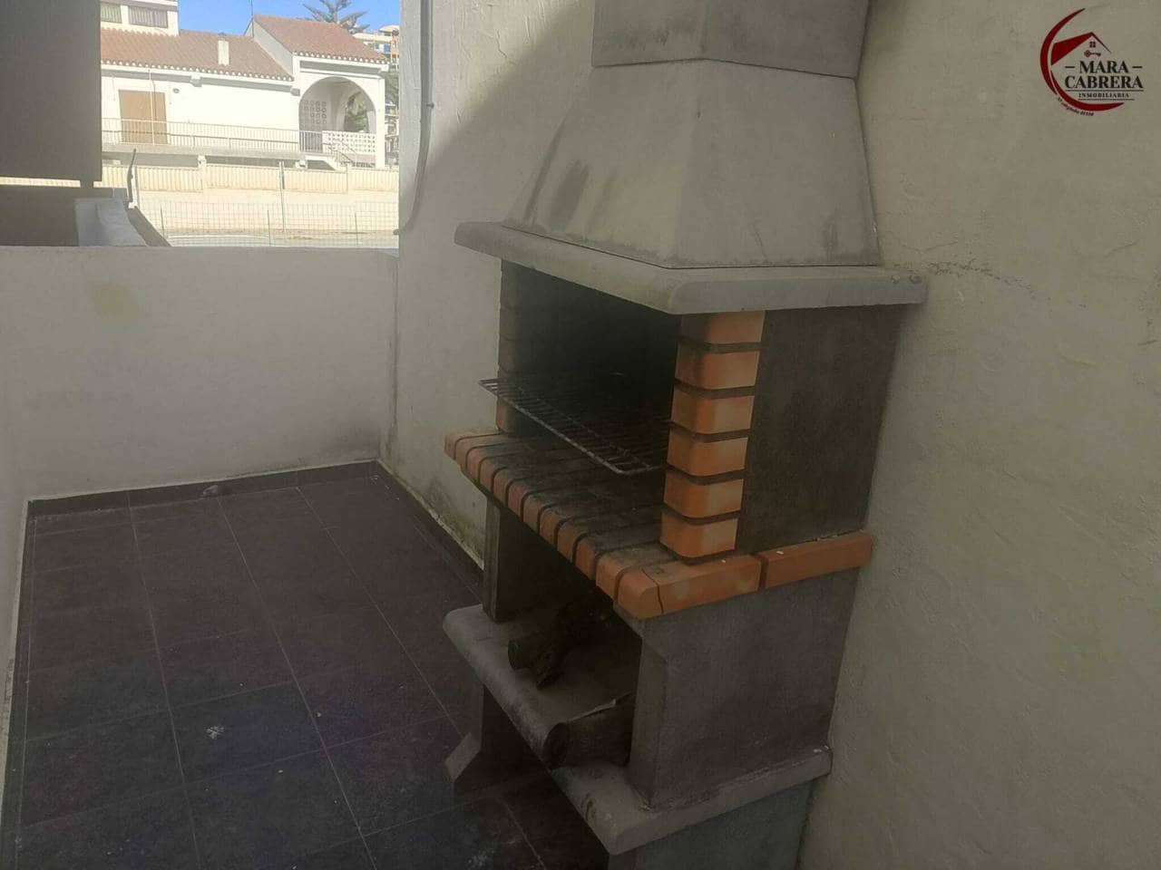 3 slaapkamer Halfvrijstaande villa te koop in Gandia met garage - € 272.000 (Ref: 9474550)