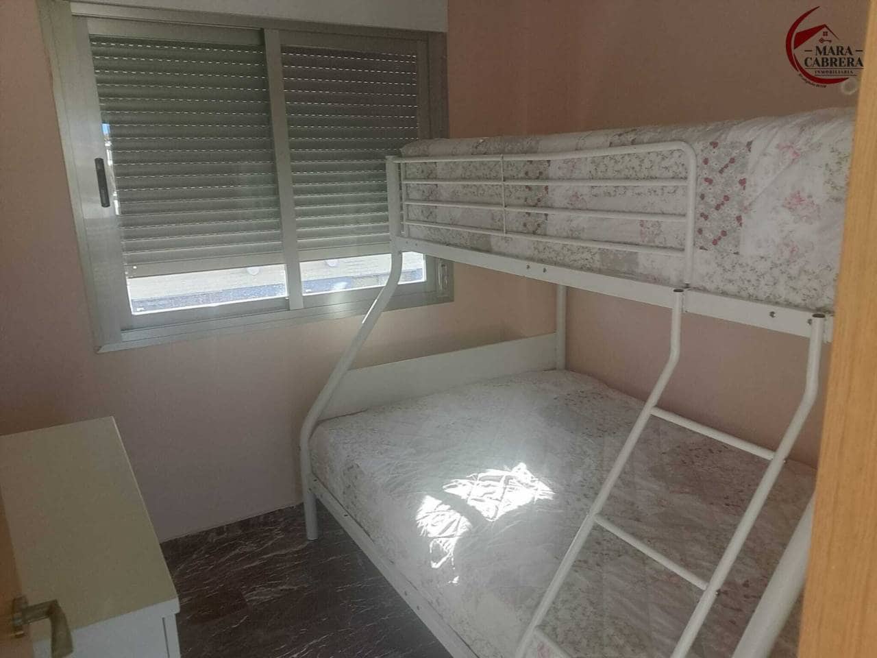 3 slaapkamer Halfvrijstaande villa te koop in Gandia met garage - € 272.000 (Ref: 9474550)