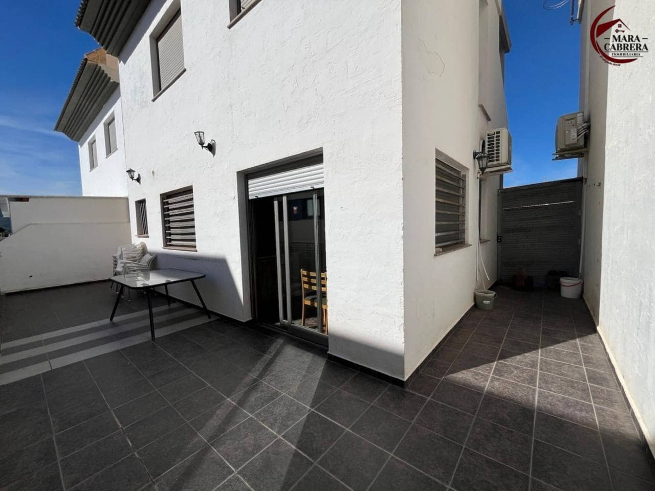 3 slaapkamer Halfvrijstaande villa te koop in Gandia met garage - € 272.000 (Ref: 9474550)