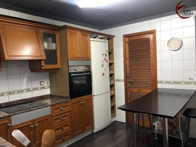 3 bedroom Flat for sale in Gandia - € 159,000 (Ref: 9485500)