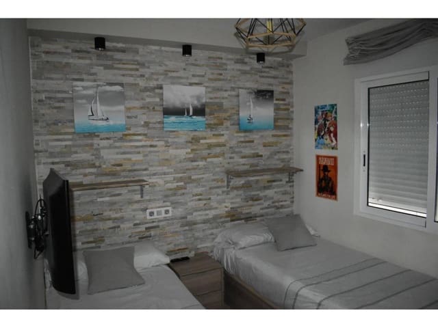 3 makuuhuone Asunto myytävänä paikassa Villalonga mukana 
autotalli - 185 000 € (Ref: 9486566)