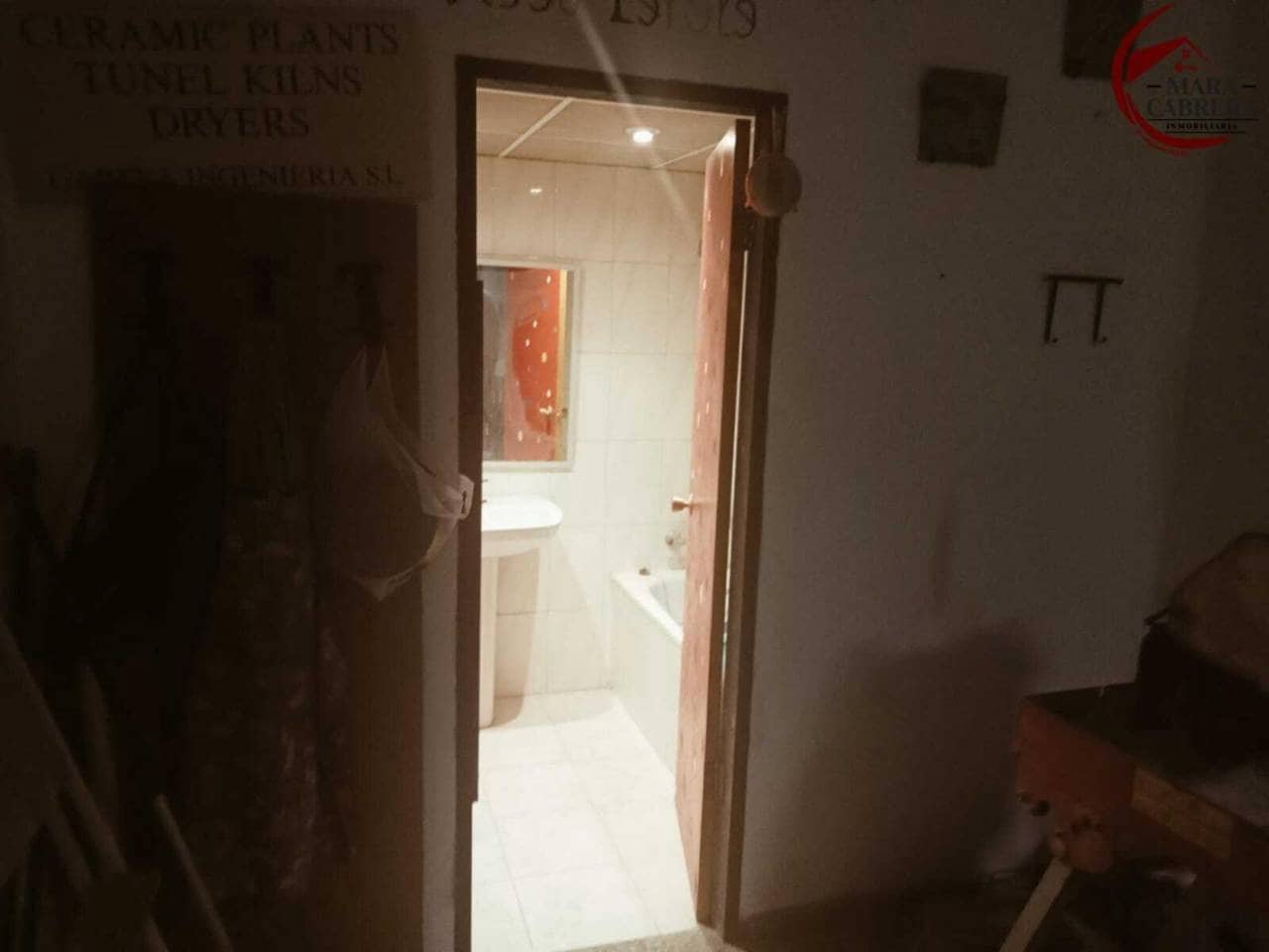 5 bedroom Commercial for rent in Gandia with garage - € 1,350 (Ref: 9490999)