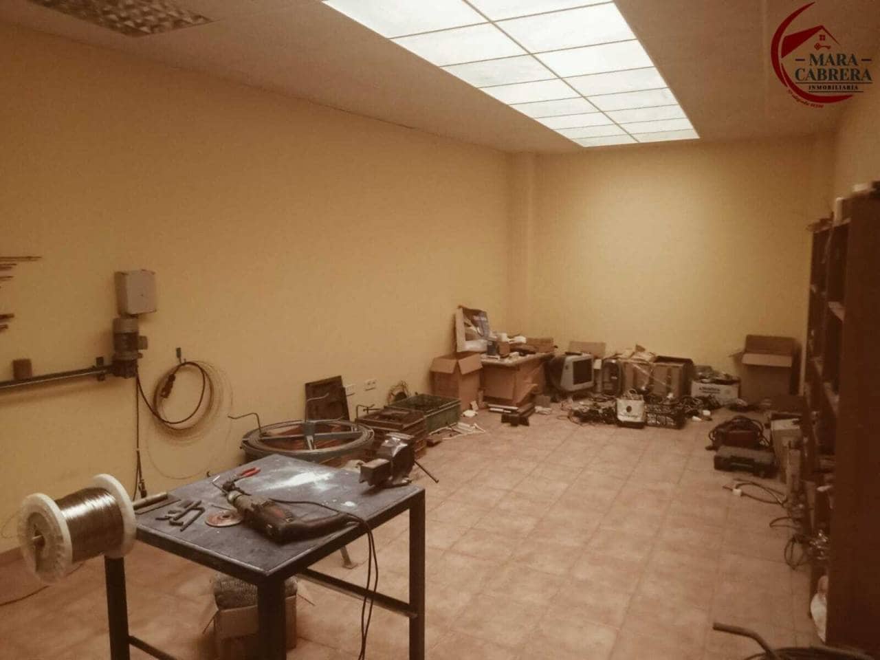 5 bedroom Commercial for rent in Gandia with garage - € 1,350 (Ref: 9490999)