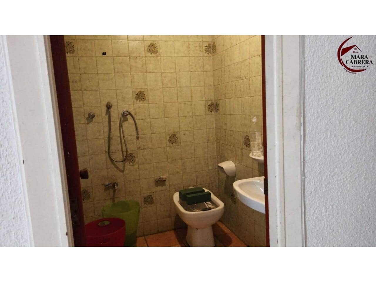Local Commercial de 4 chambres à louer à Gandia - 1 000 € (Ref: 9508052)