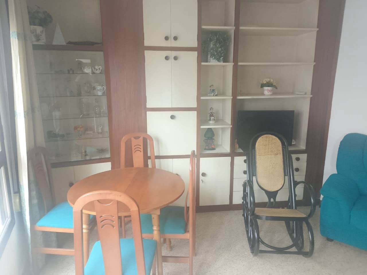 3 makuuhuone Asunto vuokrattavana paikassa Oliva - 700 € (Ref: 9518263)