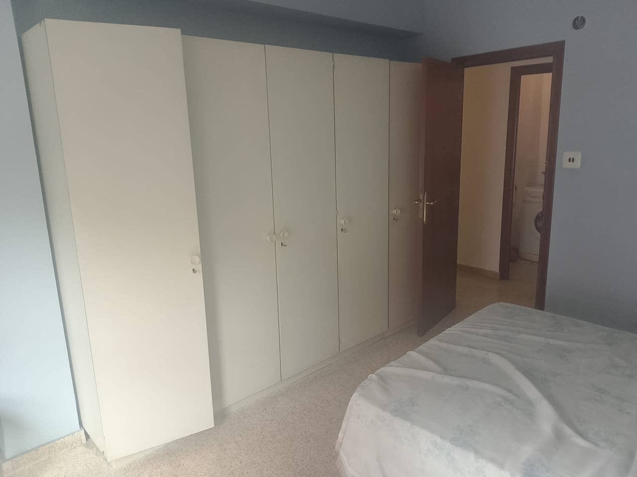 3 makuuhuone Asunto vuokrattavana paikassa Oliva - 700 € (Ref: 9518263)