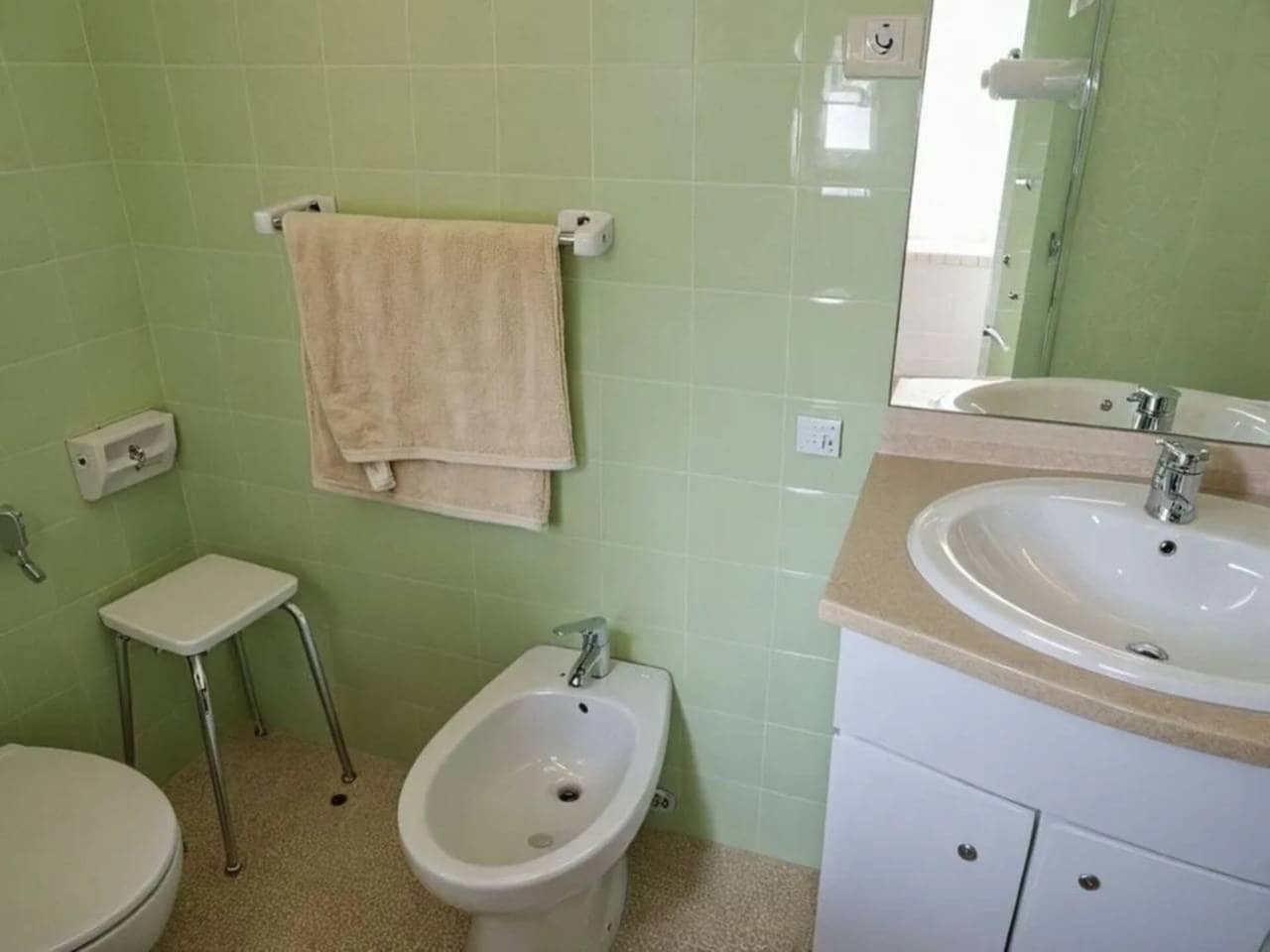 3 makuuhuone Asunto vuokrattavana paikassa Oliva - 700 € (Ref: 9518263)