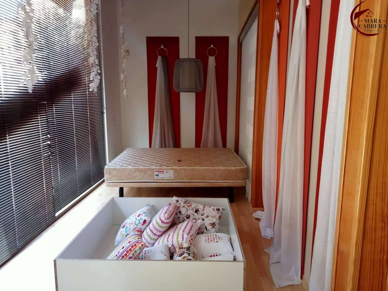 3 soveværelse Erhverv til leje i Gandia - € 1.250 (Ref: 9523771)