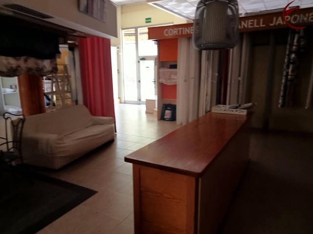 3 soveværelse Erhverv til leje i Gandia - € 1.250 (Ref: 9523771)