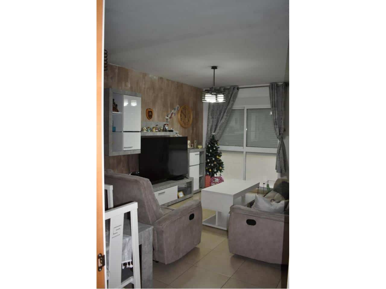 3 bedroom Flat for sale in Villalonga with garage - € 175,000 (Ref: 9528644)