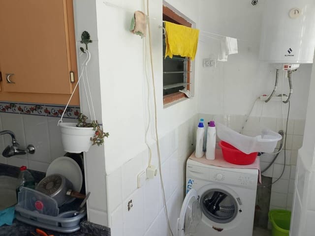 3 chambre Appartement à vendre à Tavernes de la Valldigna avec garage - 90 000 € (Ref: 9533061)