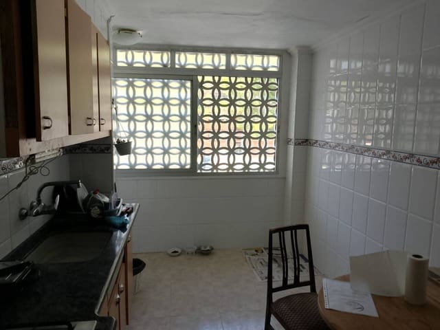 3 chambre Appartement à vendre à Tavernes de la Valldigna avec garage - 90 000 € (Ref: 9533061)