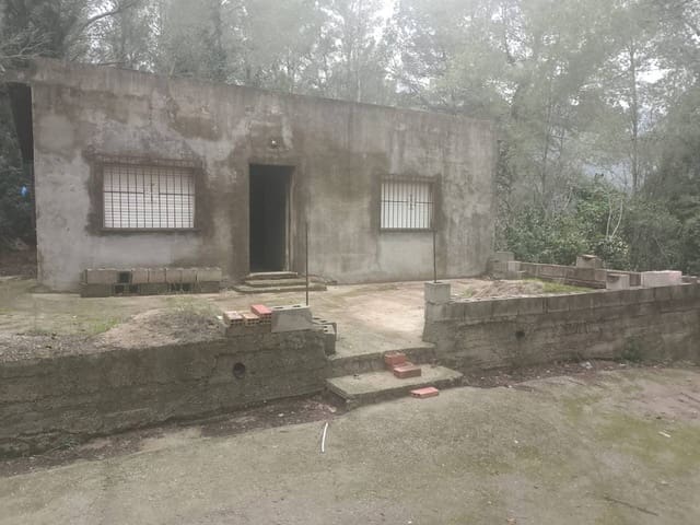 3 bedroom Finca/Country House for sale in Palma de Gandía with garage - € 70,000 (Ref: 9533064)