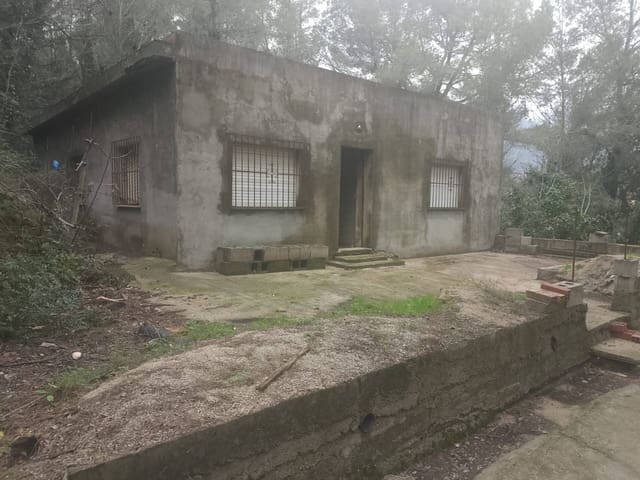 3 bedroom Finca/Country House for sale in Palma de Gandía with garage - € 70,000 (Ref: 9533064)