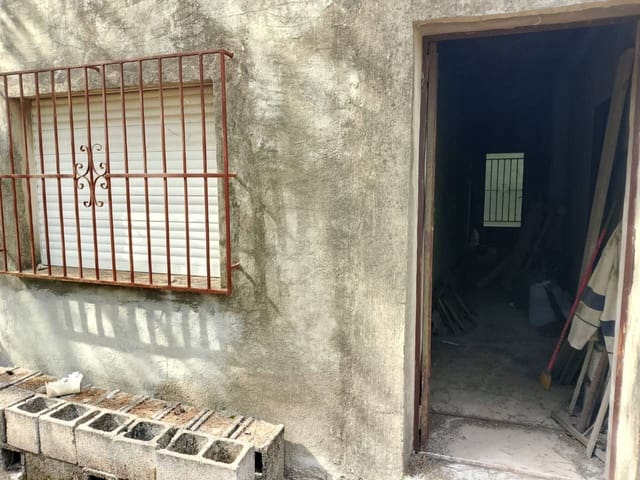 3 bedroom Finca/Country House for sale in Palma de Gandía with garage - € 70,000 (Ref: 9533064)