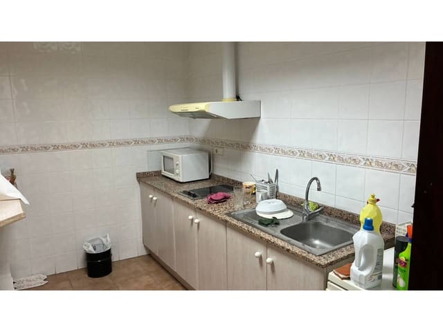5 sypialnia Komercyjne do wynajęcia w Gandia z garażem - 1 350 € (Ref: 9537094)