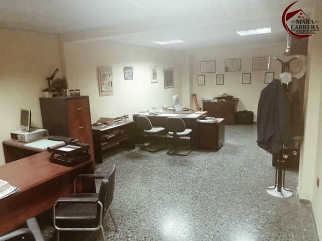 5 sypialnia Komercyjne do wynajęcia w Gandia z garażem - 1 350 € (Ref: 9537094)