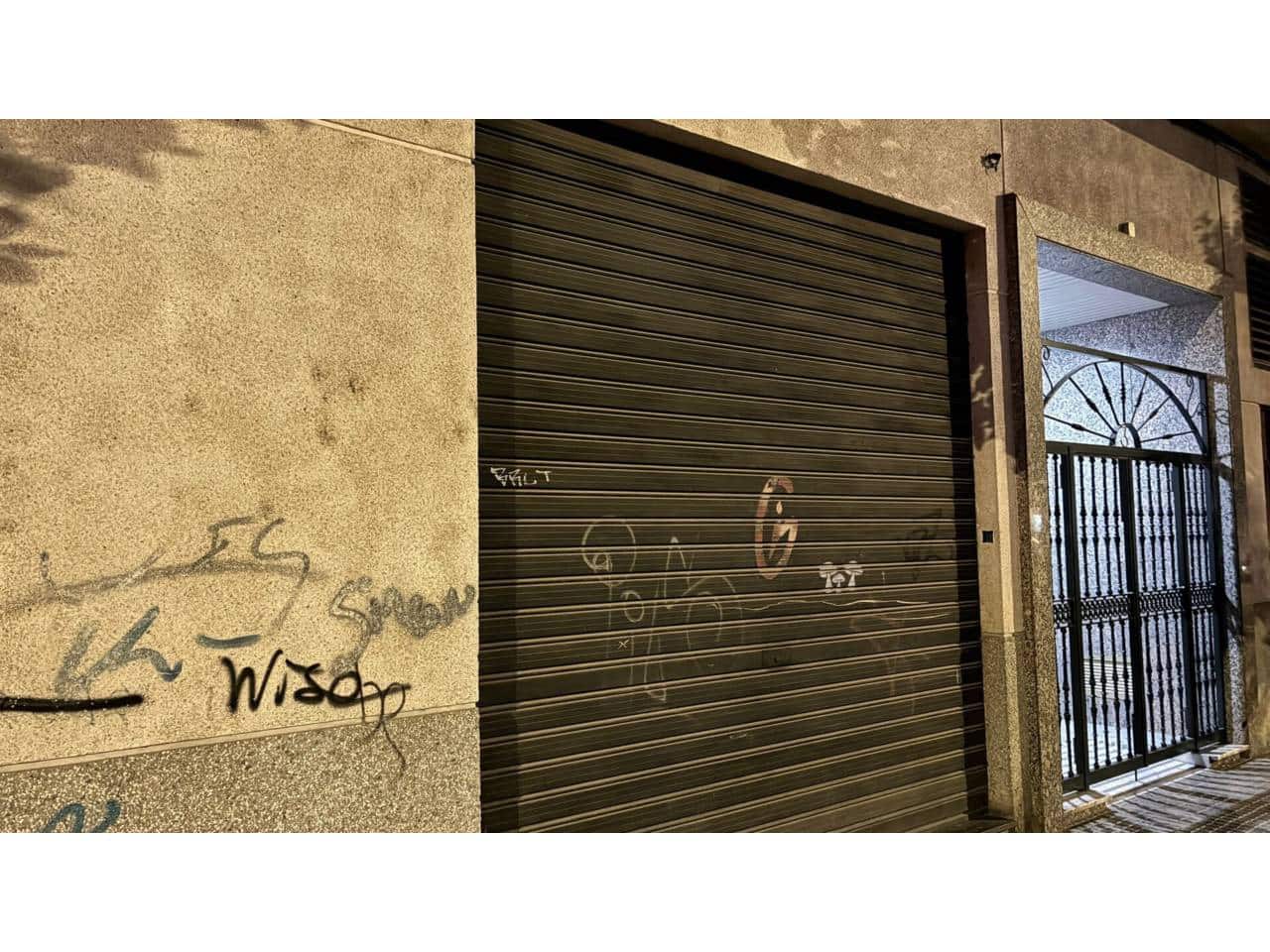 5 bedroom Commercial for rent in Gandia with garage - € 1,350 (Ref: 9537094)