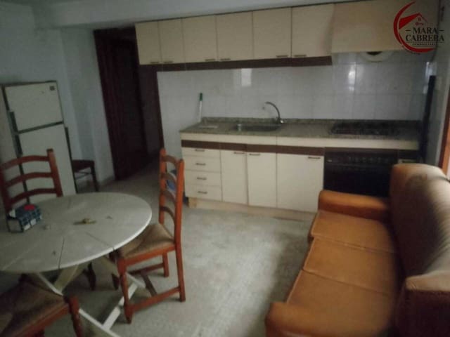 3 makuuhuone Kaupallinen myytävänä paikassa Oliva - 56 000 € (Ref: 9547437)