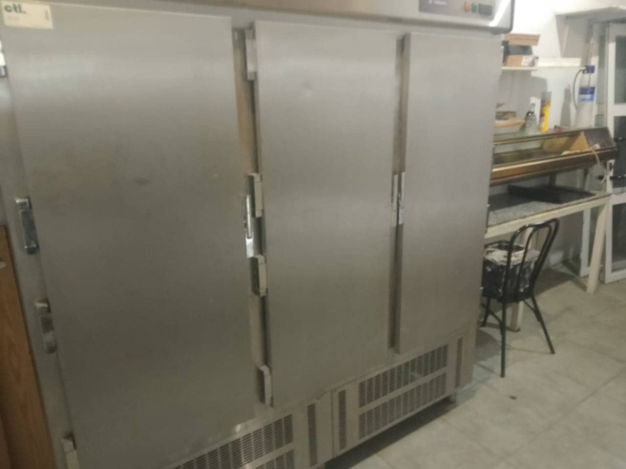 2 soveværelse Restaurant/Bar til leje i Ador - € 900 (Ref: 9550470)