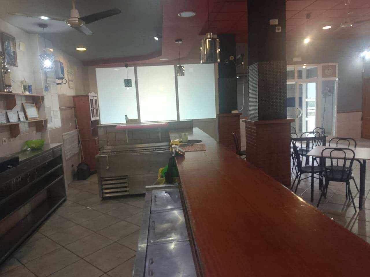 2 soveværelse Restaurant/Bar til leje i Ador - € 900 (Ref: 9550470)