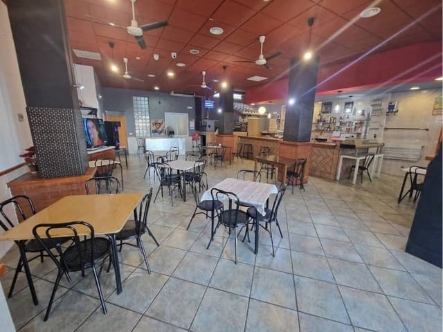 2 camera da letto Ristorante/Bar da affittare in Ador - 900 € (Rif: 9550470)