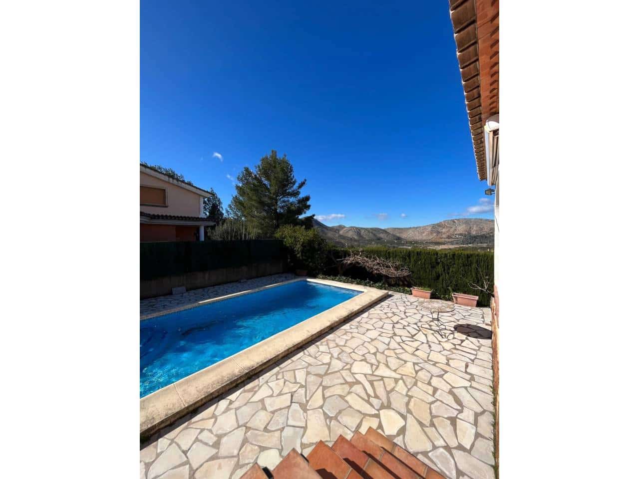 4 Zimmer Villa zu verkaufen in Ador mit Pool Garage - 480.000 € (Ref: 9550471)