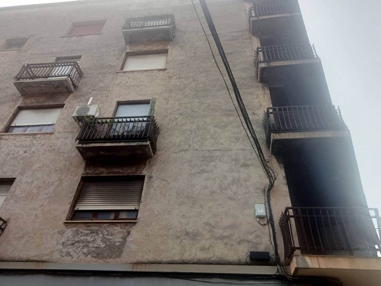 11 makuuhuone Kaupallinen myytävänä paikassa Oliva - 750 000 € (Ref: 9570337)