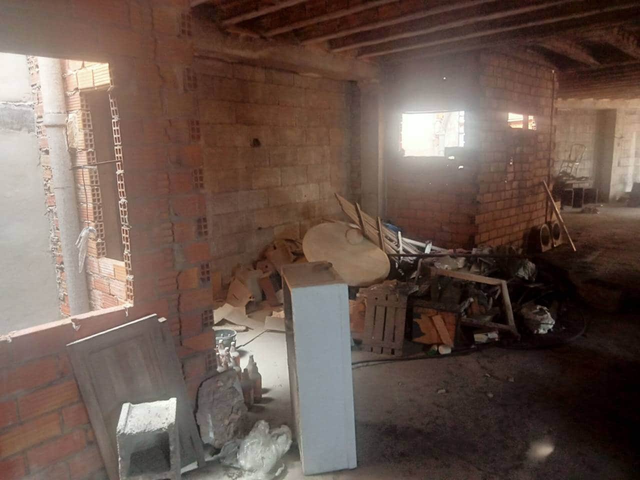 11 makuuhuone Kaupallinen myytävänä paikassa Oliva - 750 000 € (Ref: 9570337)