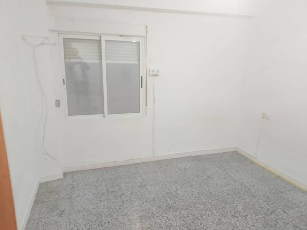 4 makuuhuone Asunto myytävänä paikassa Oliva - 140 000 € (Ref: 9572248)