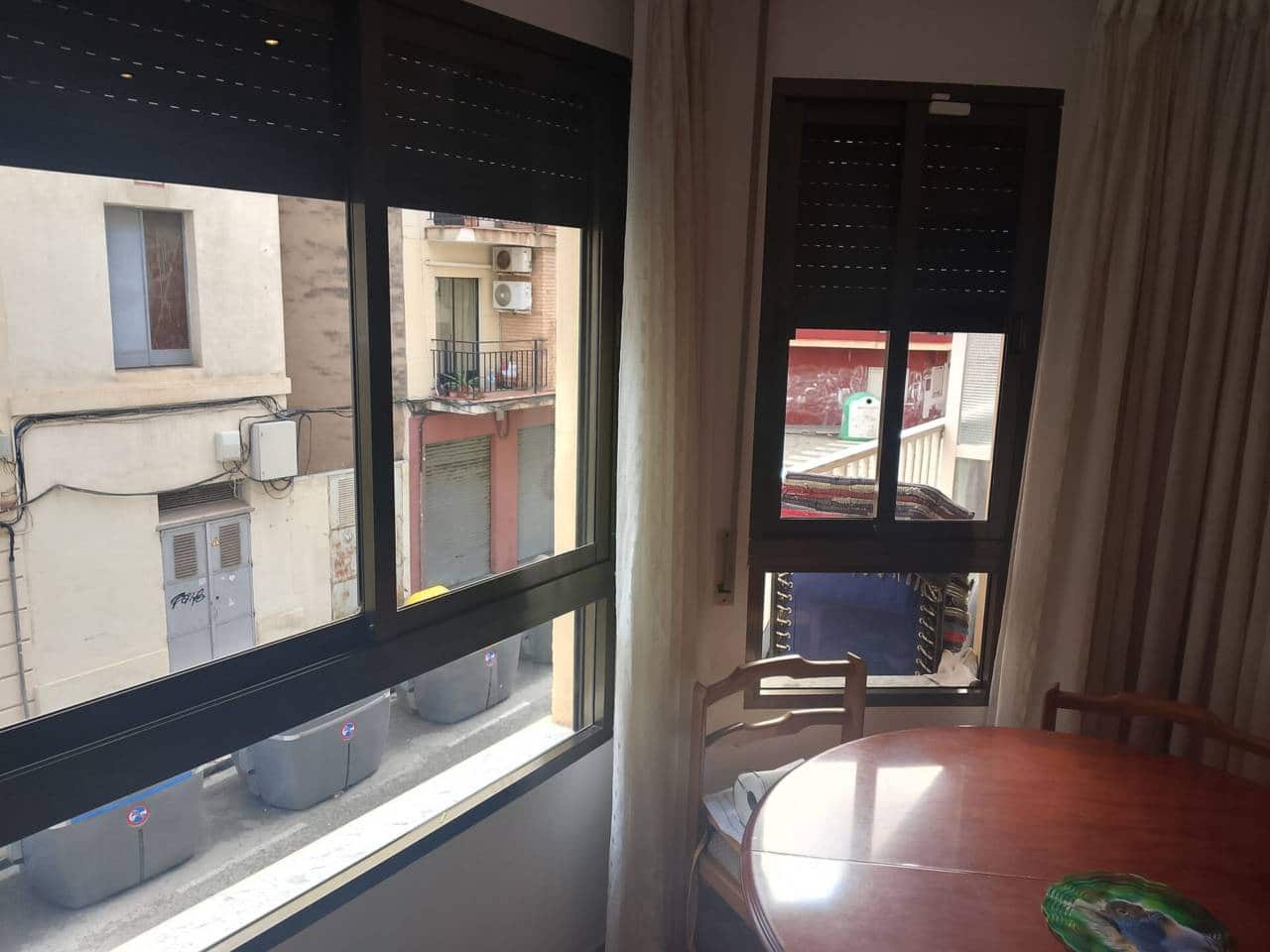 3 makuuhuone Asunto myytävänä paikassa Oliva - 125 000 € (Ref: 9572249)