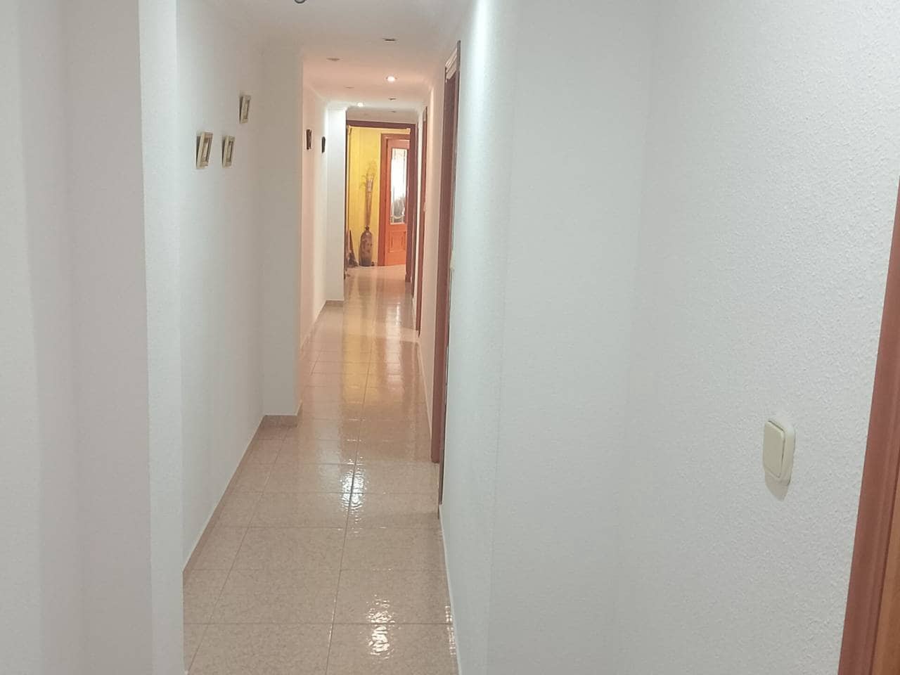 3 makuuhuone Asunto myytävänä paikassa Oliva - 125 000 € (Ref: 9572249)